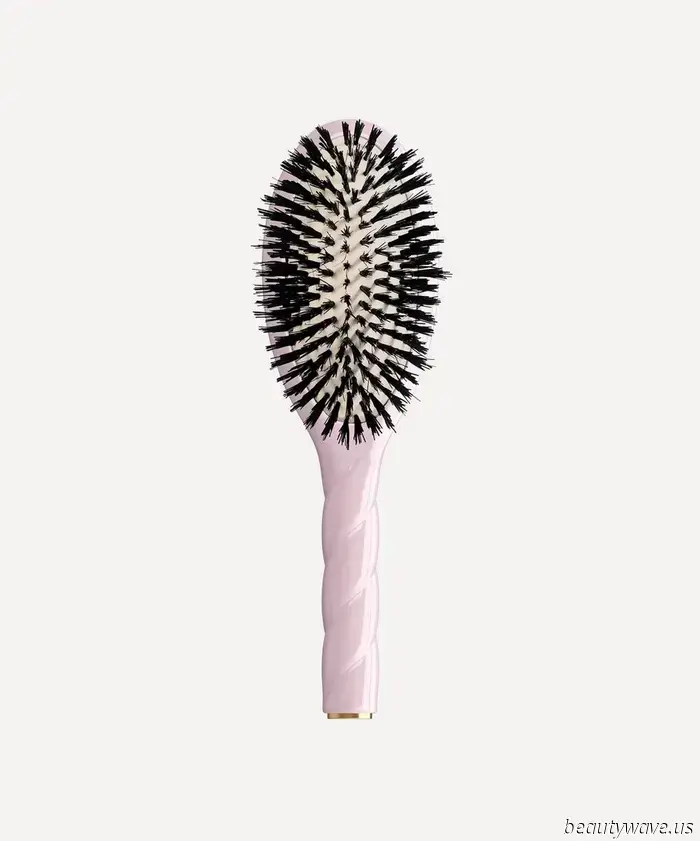 Apologies Labubu, this French hairbrush is the most stylish handbag accessory favored by fashionistas.