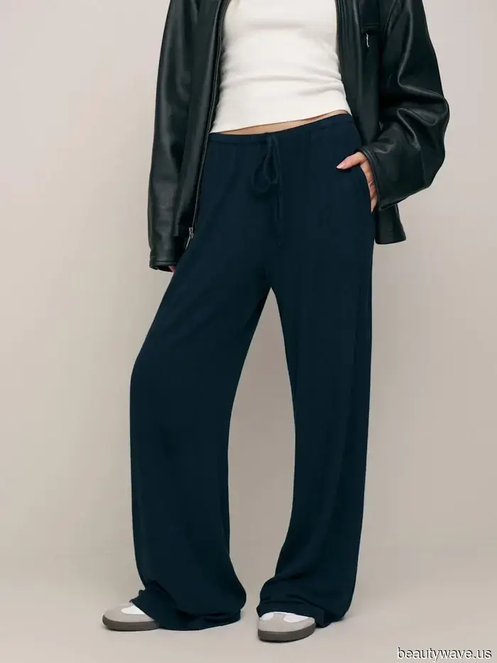 Se vuoi apparire il più elegante possibile in leggings e pantaloni a vita alta, indossa questa tendenza dei maglioni.