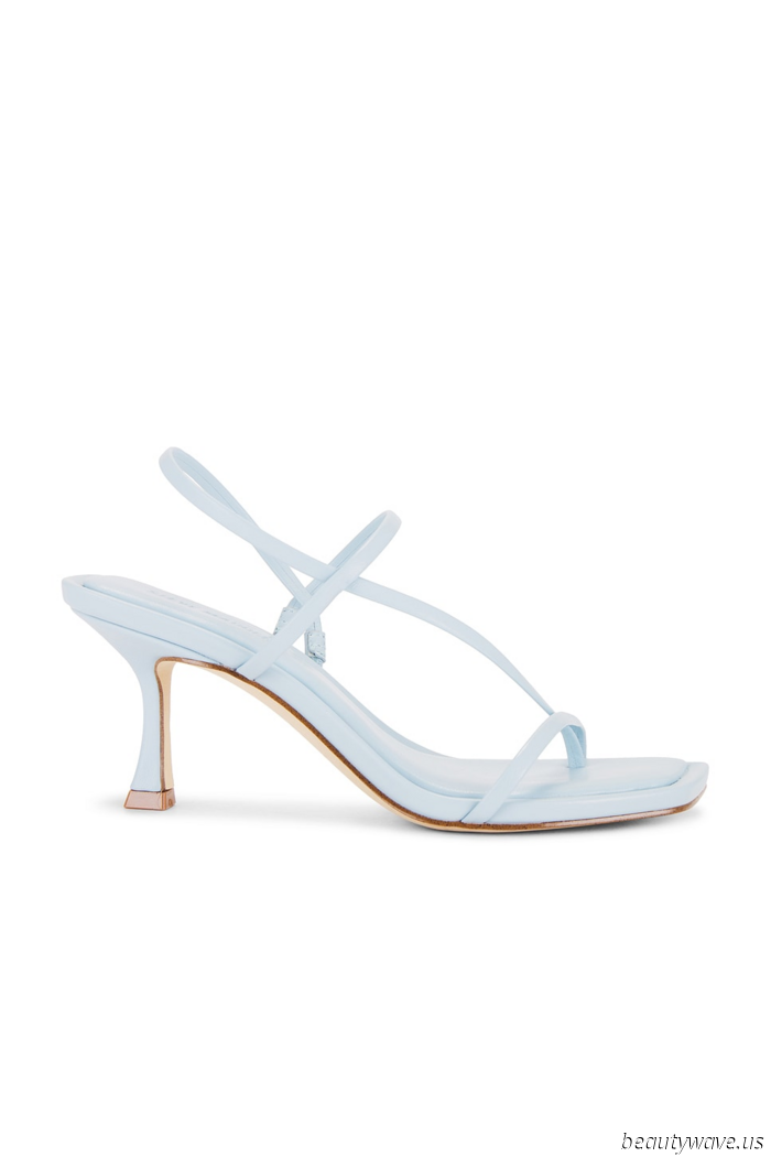I'm getting my summer wardrobe ready—4 trends I'm purchasing from Revolve.