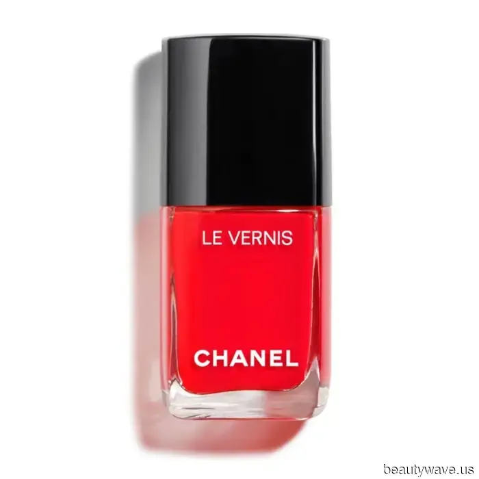 Don't Keep Your Summer Pedicures a Secret—Discover These 7 Sophisticated Colors to Adorn Your Toes Between Seasons.