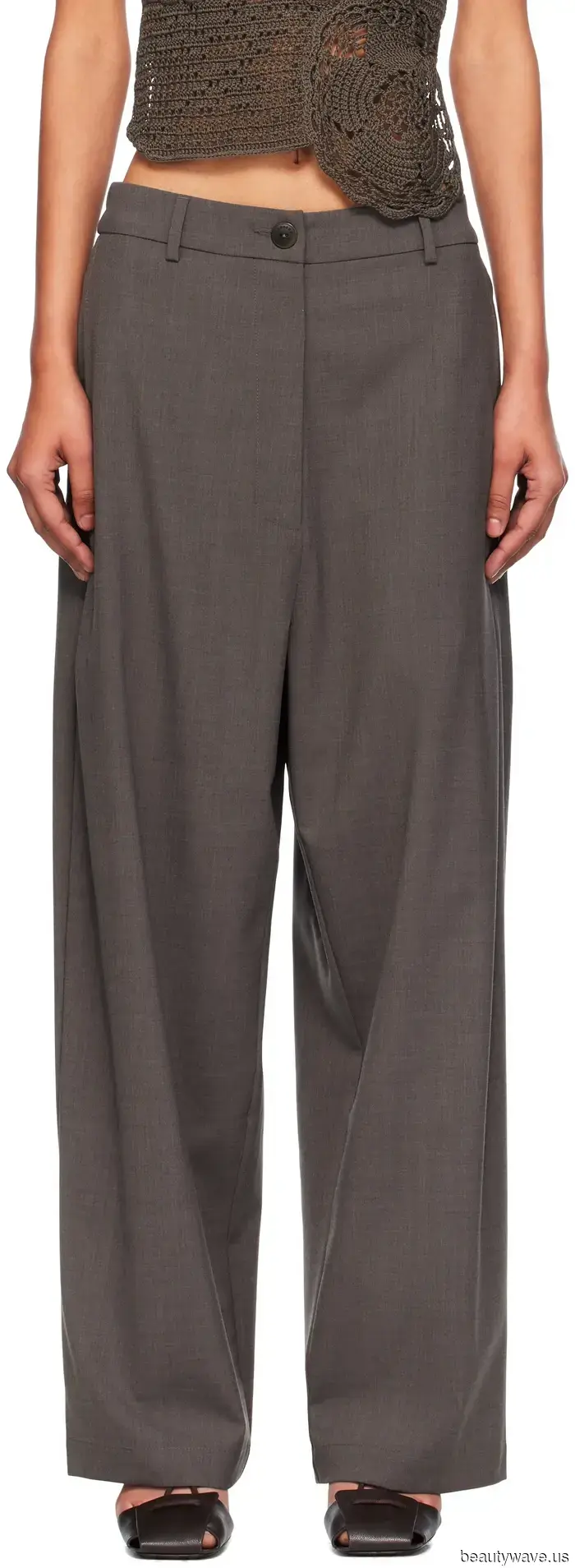 Soy una editora de moda de 1.52 m&mdash;Estos son los pantalones y jeans que nunca tengo que ajustar.