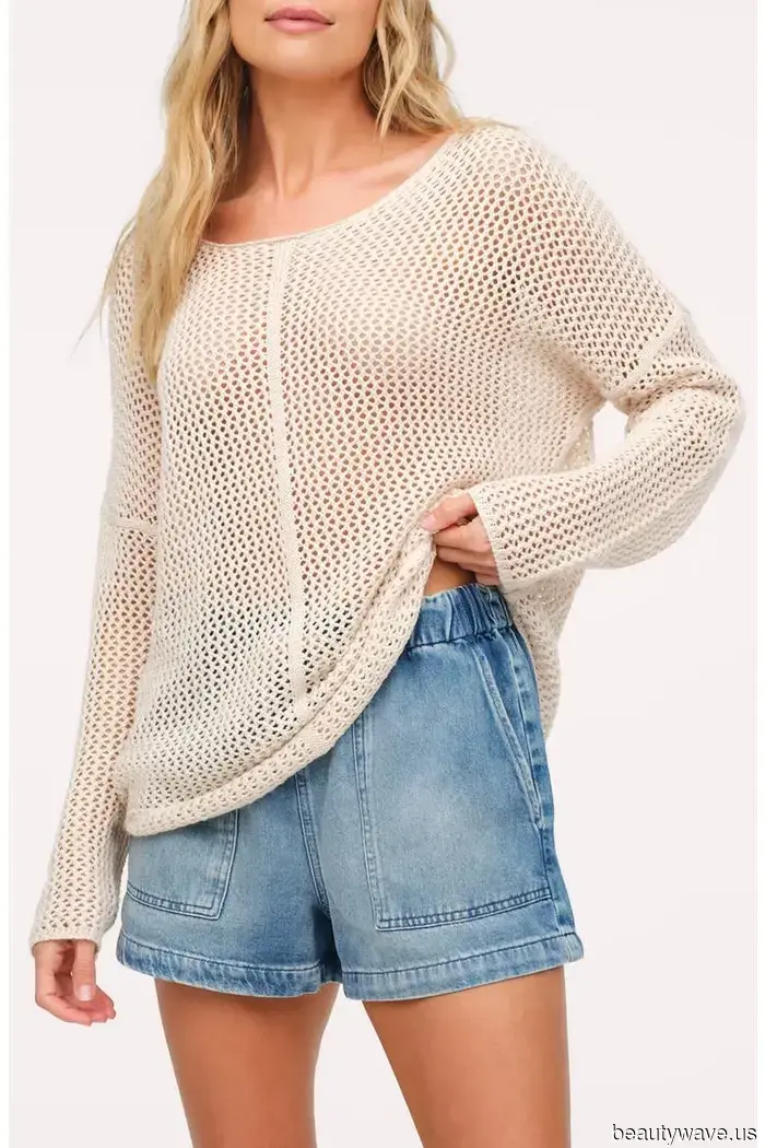 Il Top Estivo Sottile che le Persone di Moda Indossano con Pantaloni di Seta e Gonne Maxi