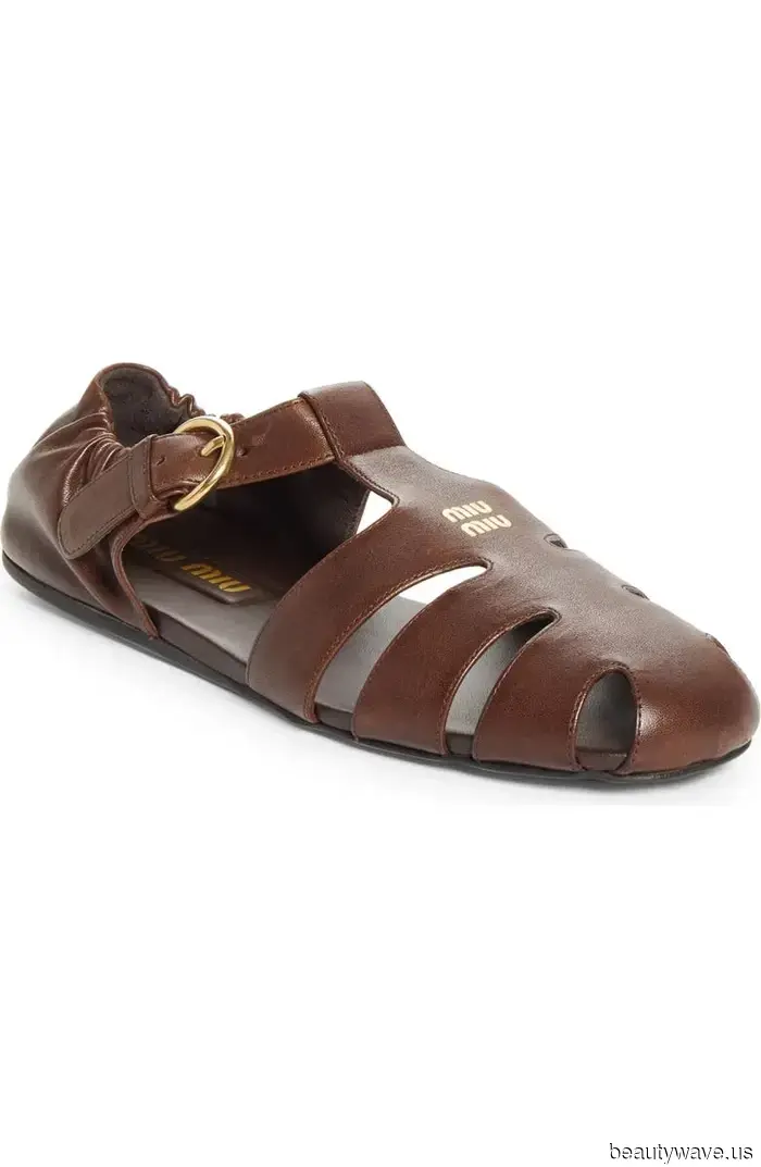 Adiós Chanclas: Estas 5 Tendencias de Sandalias de Verano Dominarán Esta Temporada
