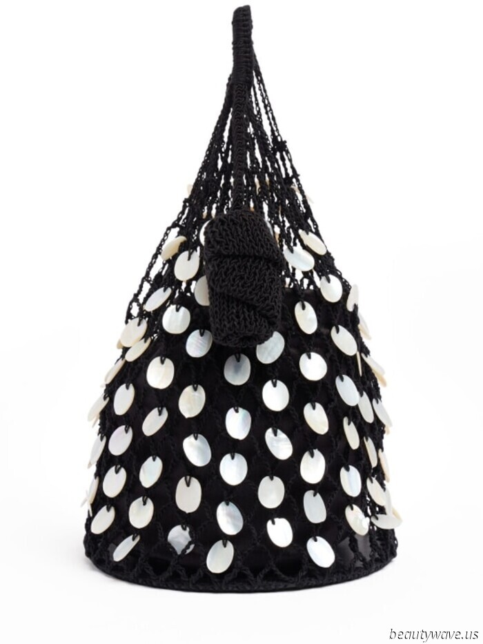 I’m in the market for a new designer bag—here are 25 that are at the top of my list.