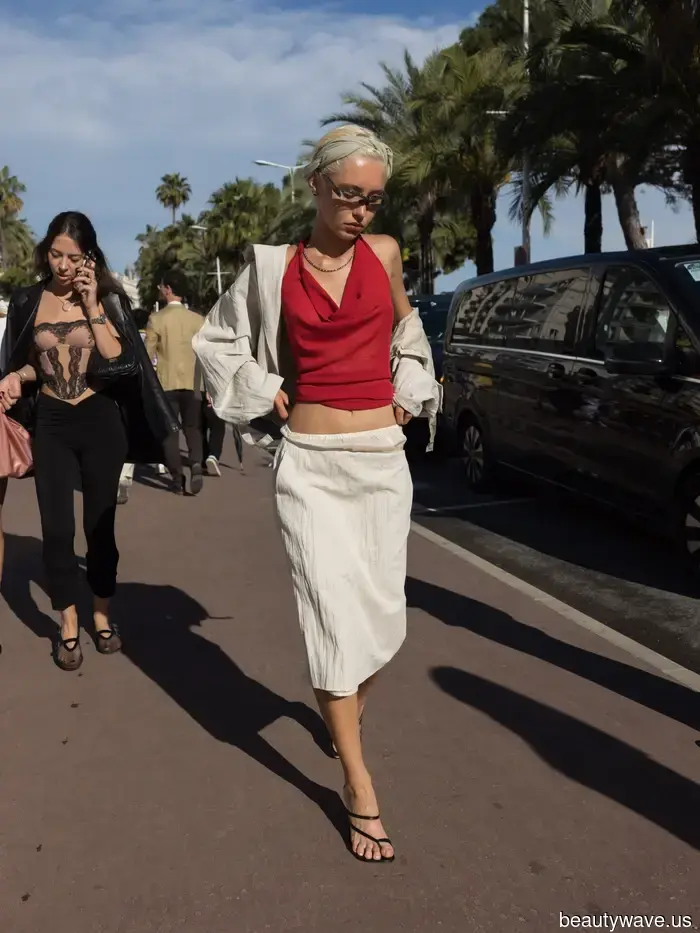 7 Celebrity Outfits That Show You Can Stay Stylish Even in the Heat