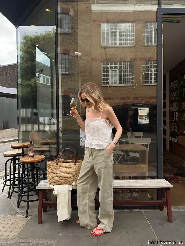 Jede stilvolle Frau weiß, dass die besten Capsule-Wardrobes eines dieser zeitlosen Teile enthalten.