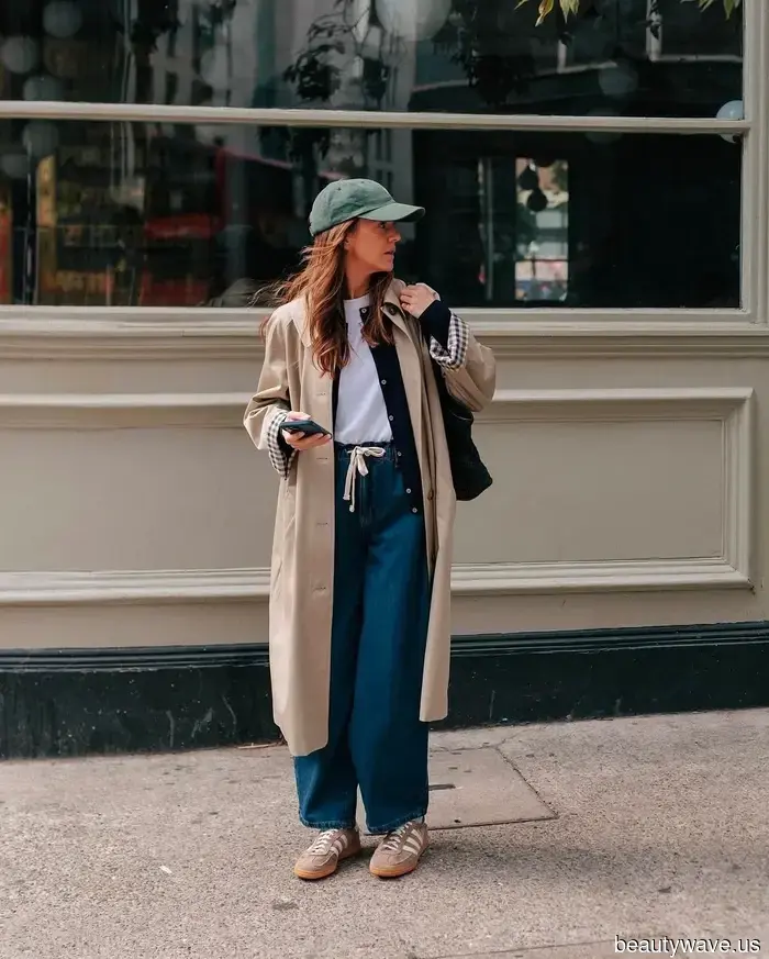 Gen Z and Millennials are in consensus—this previously unfashionable jeans trend is essential for achieving an elegant look with little effort.