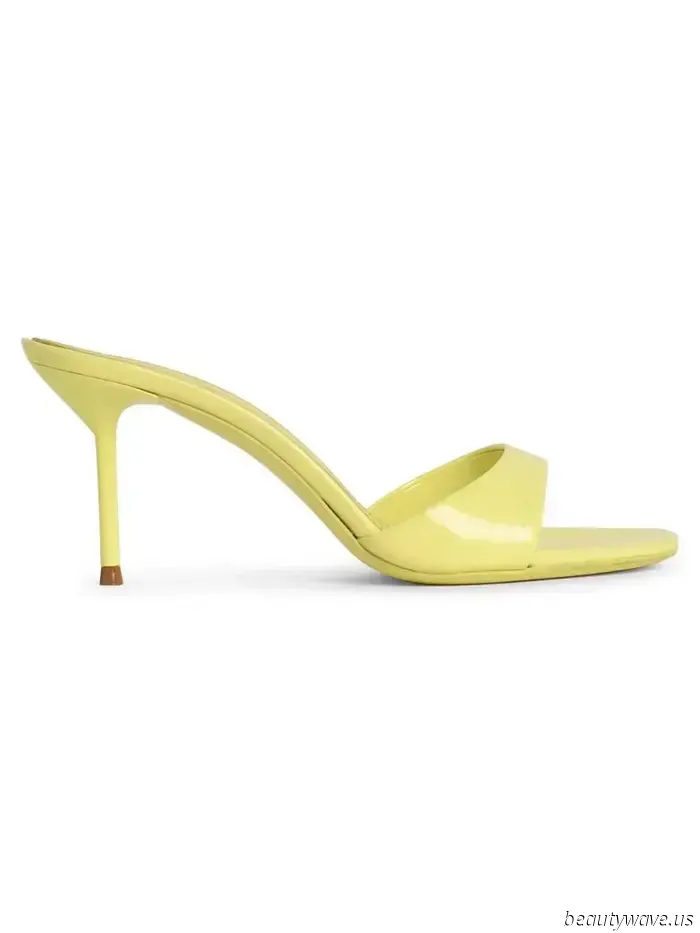 Questo colore di scarpa inatteso ha fatto tutta la differenza nel raffinato outfit di Pamela Anderson