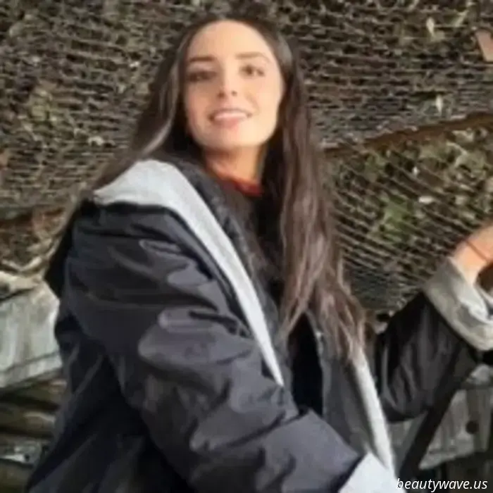 Canzoni per eroi: la cantante Daya si è esibita in prima linea davanti ai membri del suo