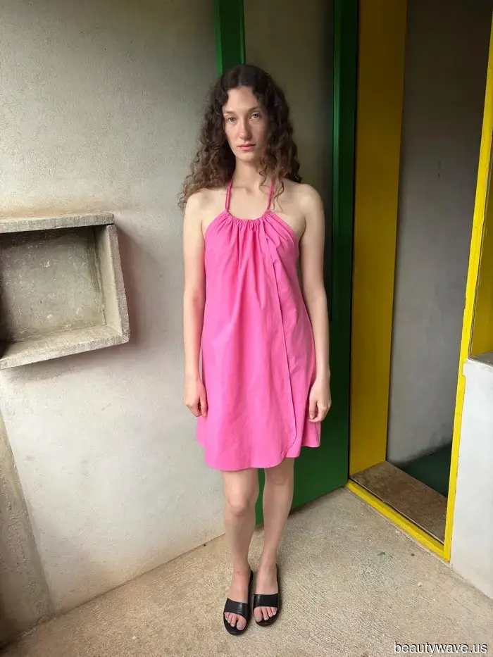 The Trendy Summer Dresses That Fashionable Women Choose for 90-Degree Heat