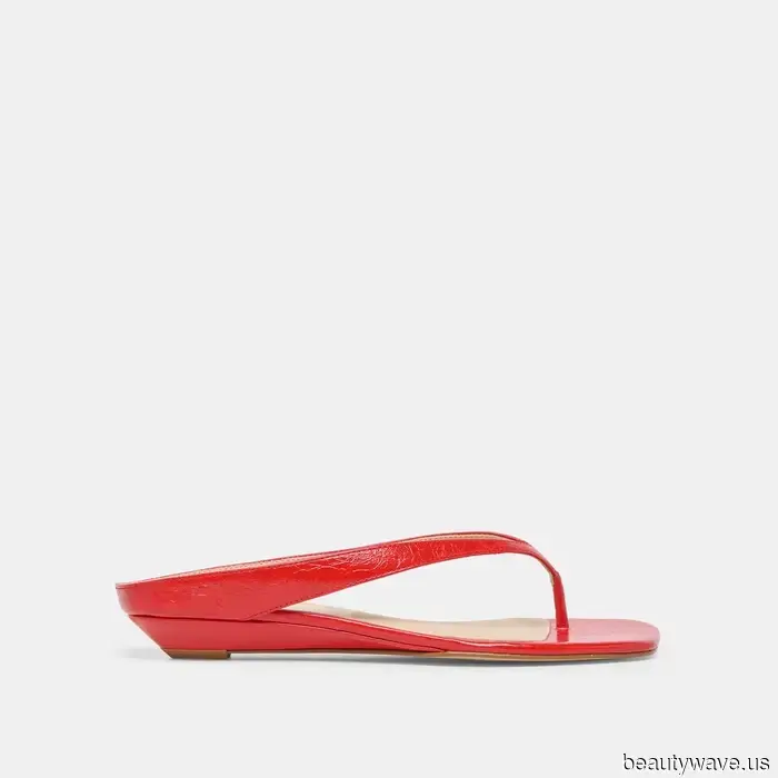 Entschuldigung, aber diese 5 Sandalen-Trends sind offiziell für 2026 out.