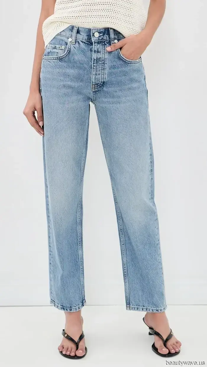 Just so you know: This "Outdated" Style of Wearing a Button-Down and Jeans Seems to Be Trending Again.
