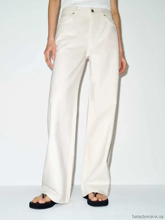 The hot trend that's quickly selling out everywhere is the trendiest option to pair with white jeans right now.