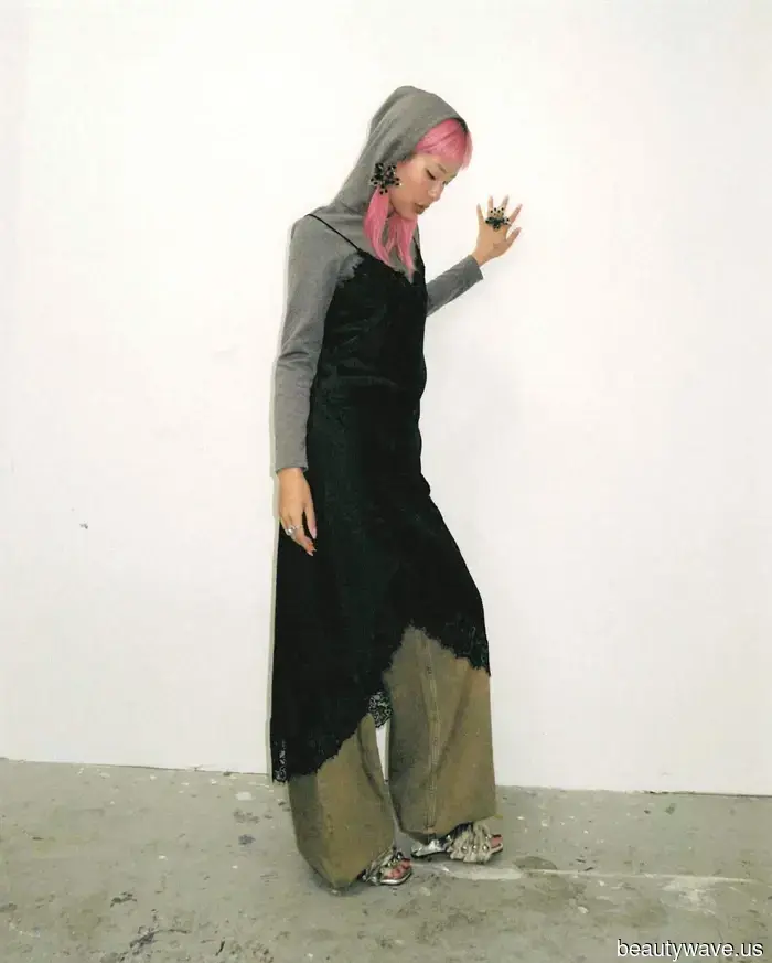 From Low-Rise Bootcut Jeans to Napoleon Jackets: 7 Trends Set to Return in 2026