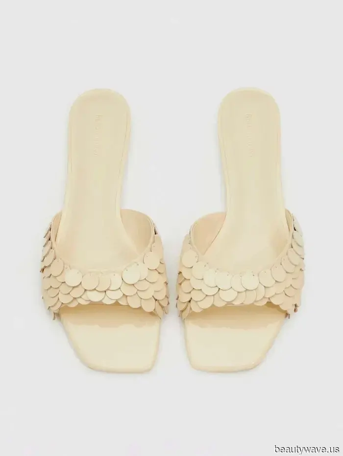 My Most Stylish Coworker Gave Me a Heads-Up—This '90s Sandal Trend Will Take Over for Ballet Flats This Summer.
