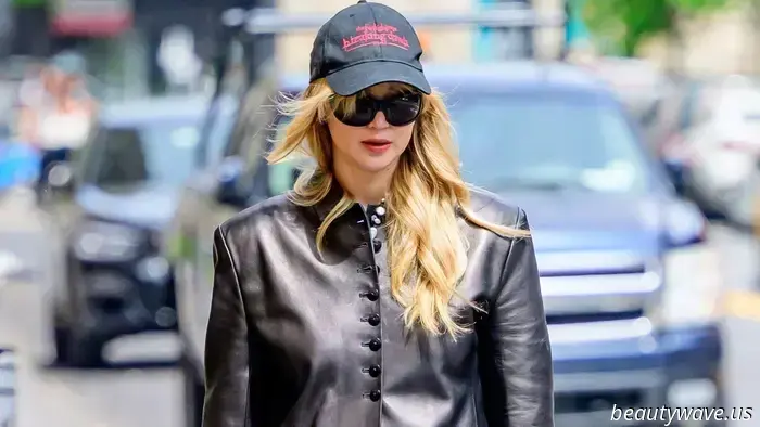 Le donne con gusto a New York indossano blazer solo se presentano questo dettaglio
