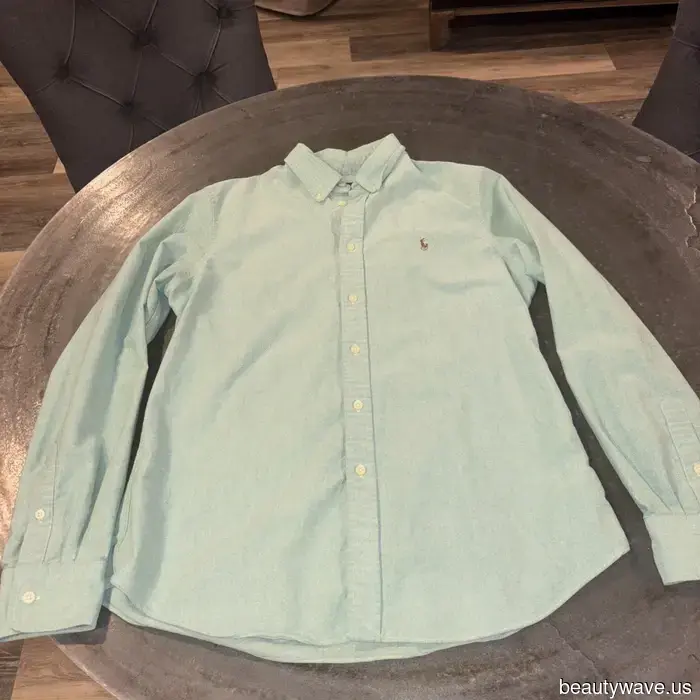 L'insegnante di yoga preferita di Hailey Bieber svela il suo guardaroba capsule di athleisure&mdash;ed è fantastico