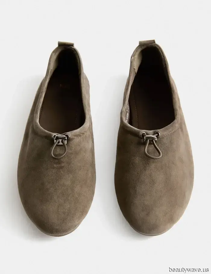 M&S has perfected 5 stylish shoe trends from the runway—these designs are set to be a hit this autumn.