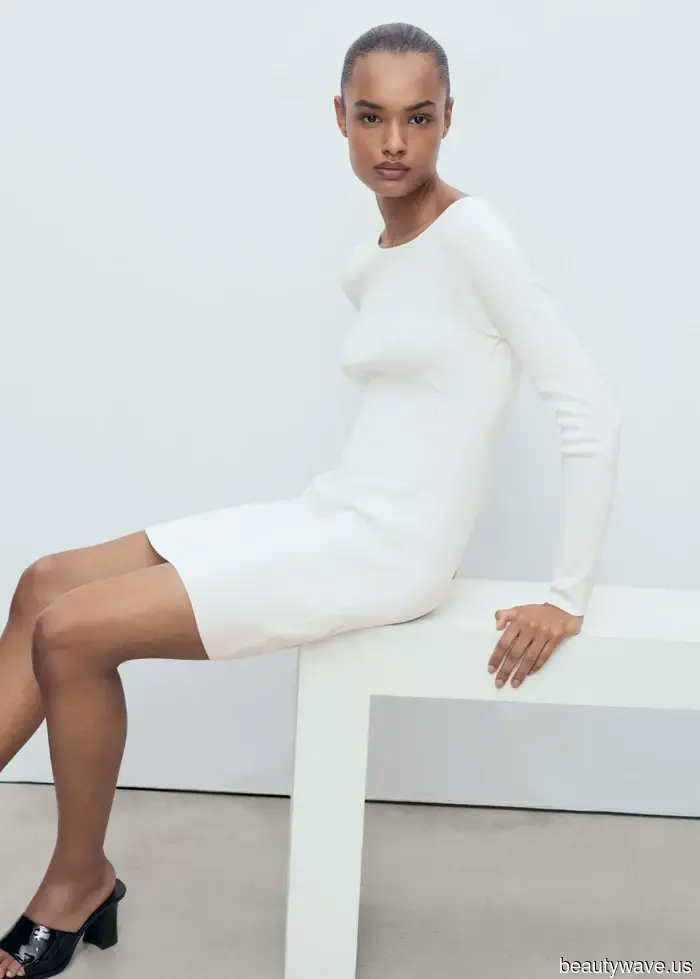 Gwyneth Paltrow recently drew inspiration from Carolyn Bessette Kennedy but replaced her '90s sandals with *this* shoe trend.