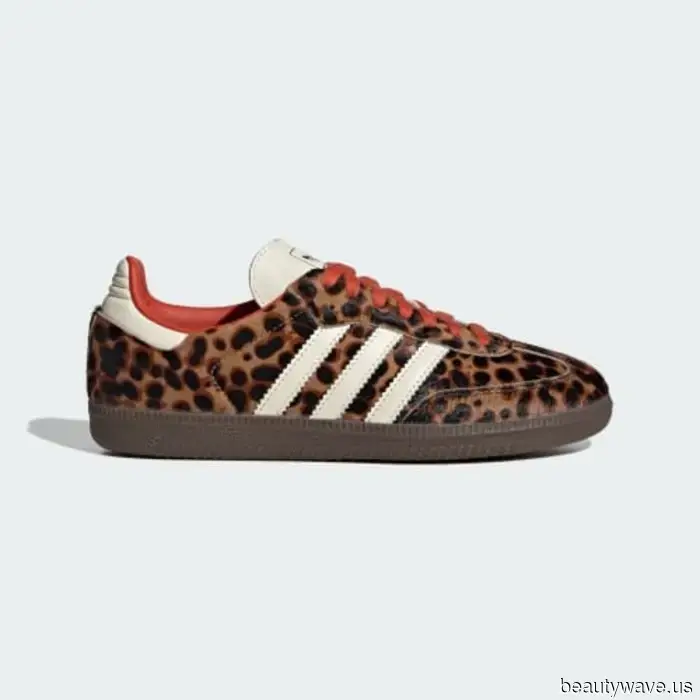 I've Resolved the Argument—Sambas Remain "In" If You Style Them This Way.