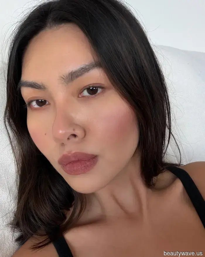 Forget About Contouring—Here’s How Beauty Editors Truly Shape Their Faces.
