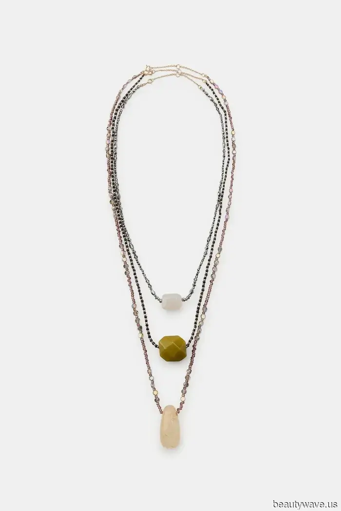 7 Striking Zara Outfit Combinations I'm Borrowing for My Closet This Spring