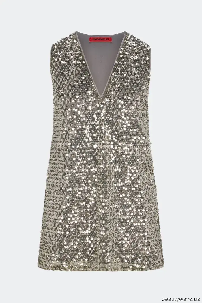 Holiday Attire Is Embracing the 1960s—Here’s How to Achieve the Style