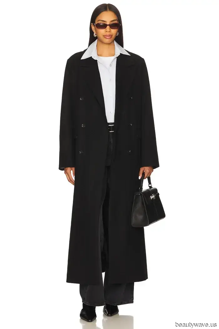 The Timeless Spring Jacket That Remains Always in Fashion