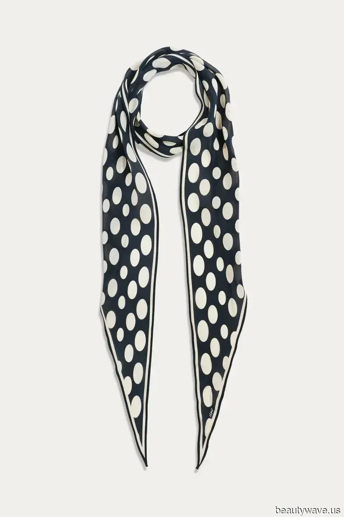 Siehe: Eine Lektion darin, wie man einen Seidenschal trägt, courtesy of New York, London und Paris' stilvollsten.