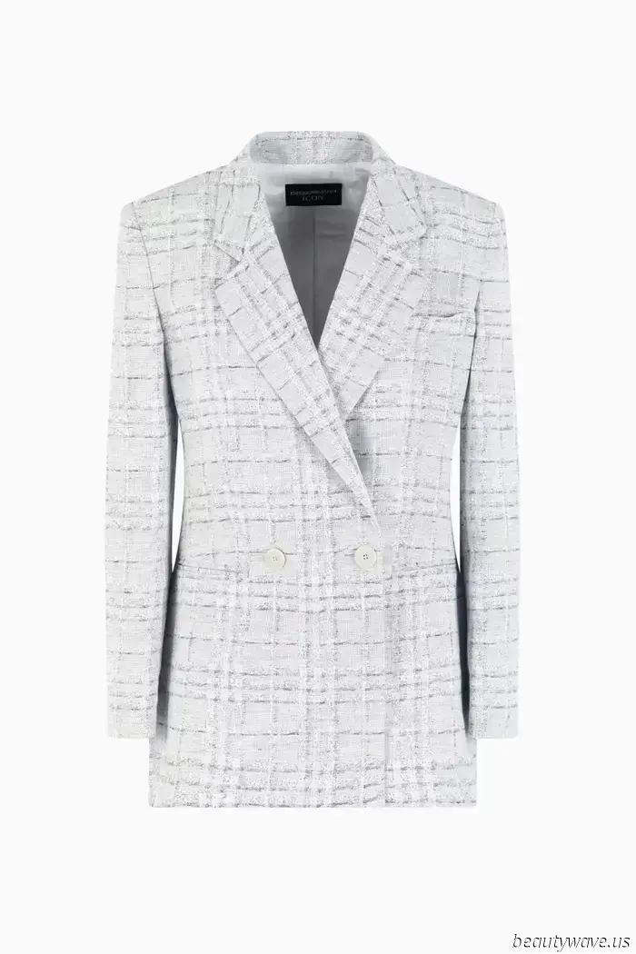 Here's What Fashion Enthusiasts are Looking at in Emporio Armani's Newest Collection