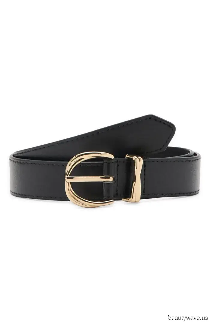 These 6 accessory trends for 2026 instantly enhance the cool factor of any spring and summer outfit.