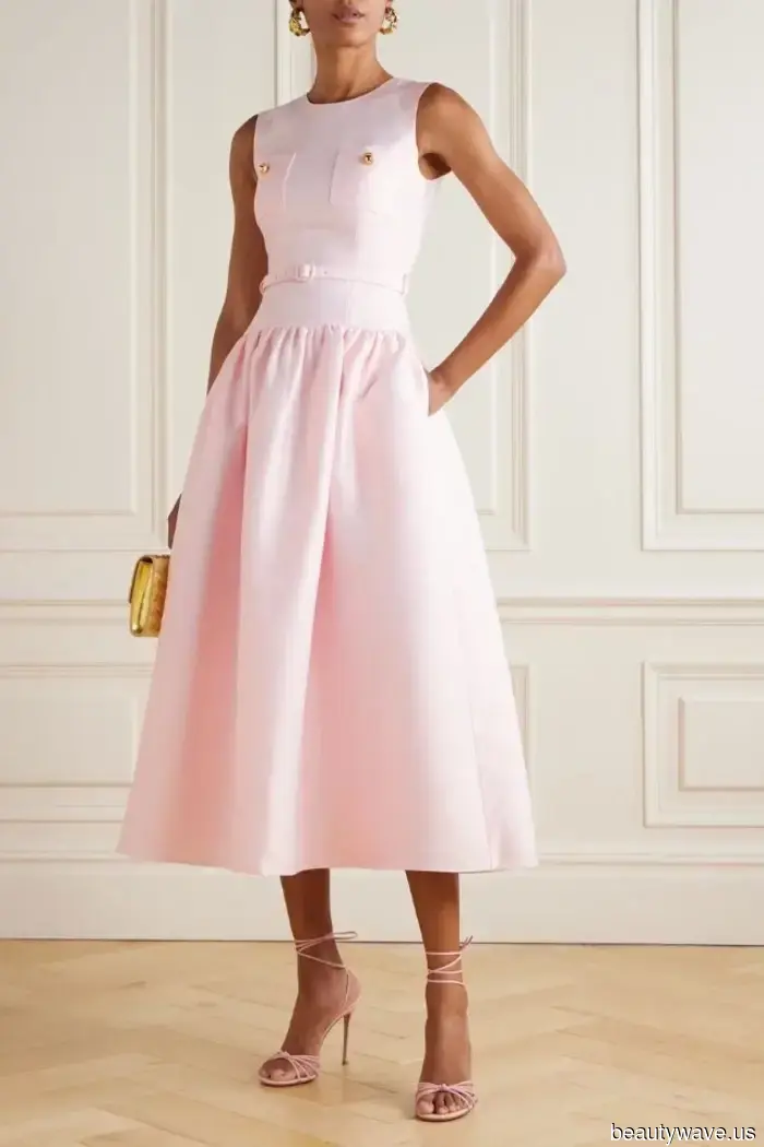 As a particular 4'11" Fashion Editor, here are 16 dresses I truly recommend for petite individuals.