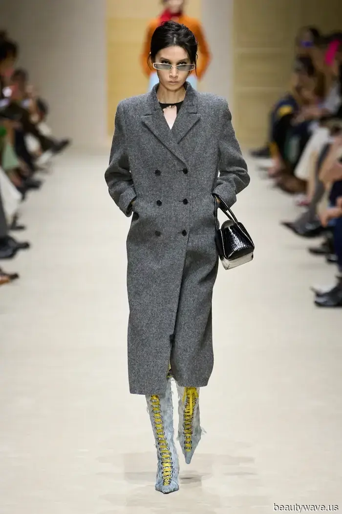 Not Brown, Not Burgundy—The Beautiful Shoe Color Trend That's Dominating at Chanel and Prada