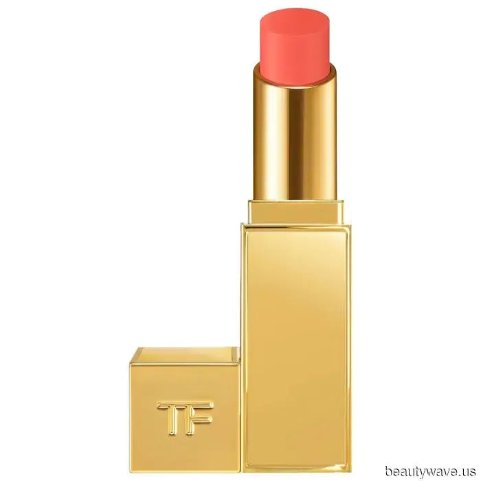 Selena Gomez Just Endorsed the Surprising Fall Lip Shade That Taylor Swift Has Been Using Constantly.