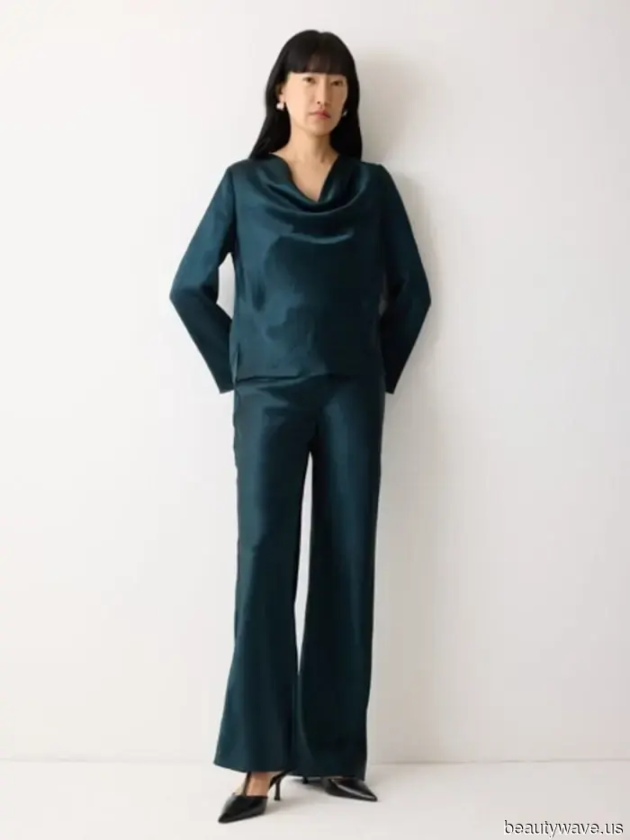 Not Jeans, Not Linen—This Is the High-End Trouser Trend That Enhances the Elegance of Every Outfit.