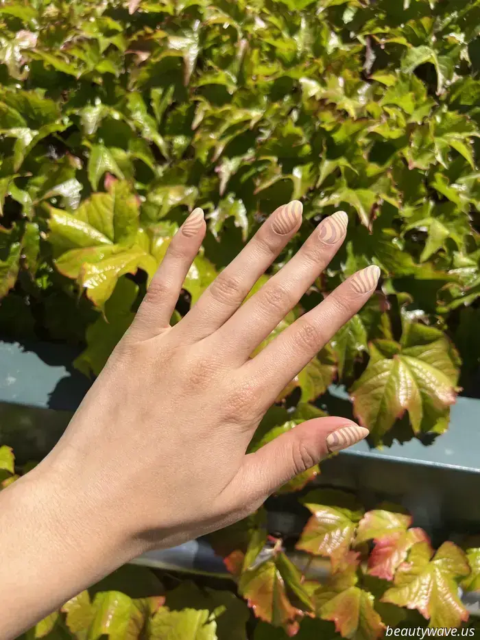 Dejé el look de uñas neutrales por estos press-ón de salón que cuestan 16 dólares; ahora nunca volveré atrás