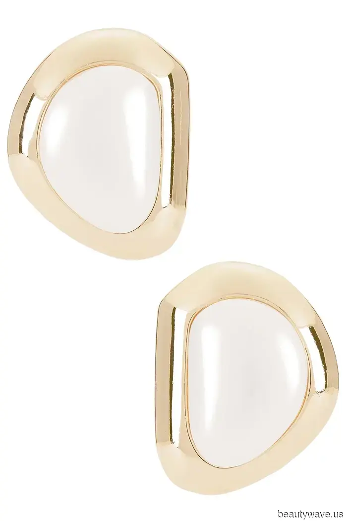 Ich habe meiner 56-jährigen Mutter gerade Revolve vorgestellt&mdash;37 Cyber Monday-Angebote, bei denen wir uns einig sind.