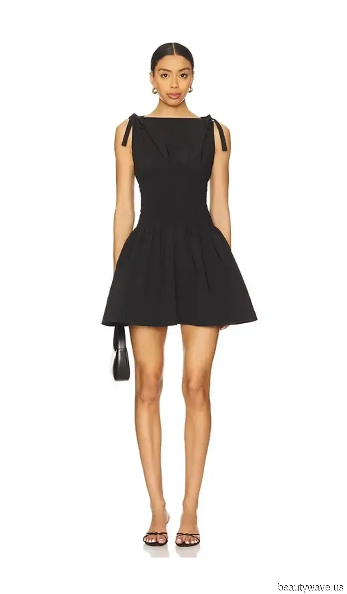 Zur Information: Dies ist das Accessoire unter 40 Dollar, das jeder in diesem Herbst zu kurzen Kleidern tragen wird.