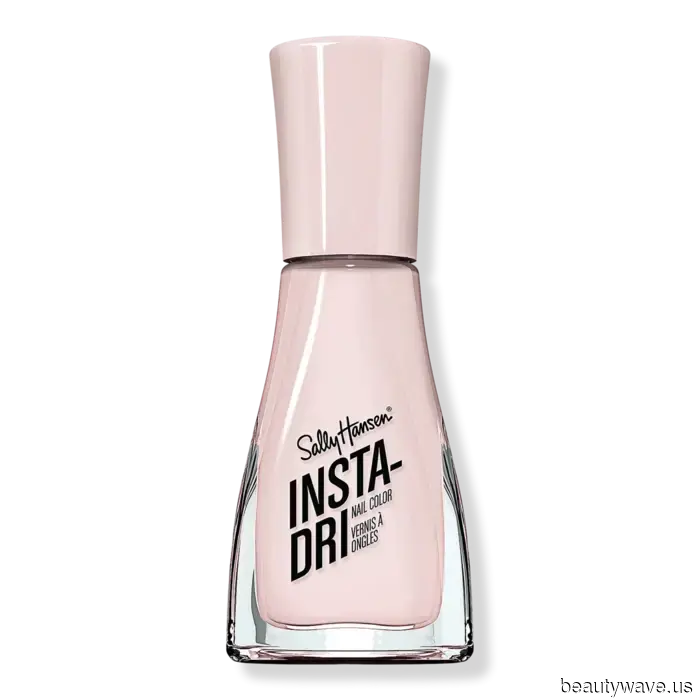 Se indossi uno di questi 18 design di unghie preppy, presumerò che trascorri l'estate a Nantucket.