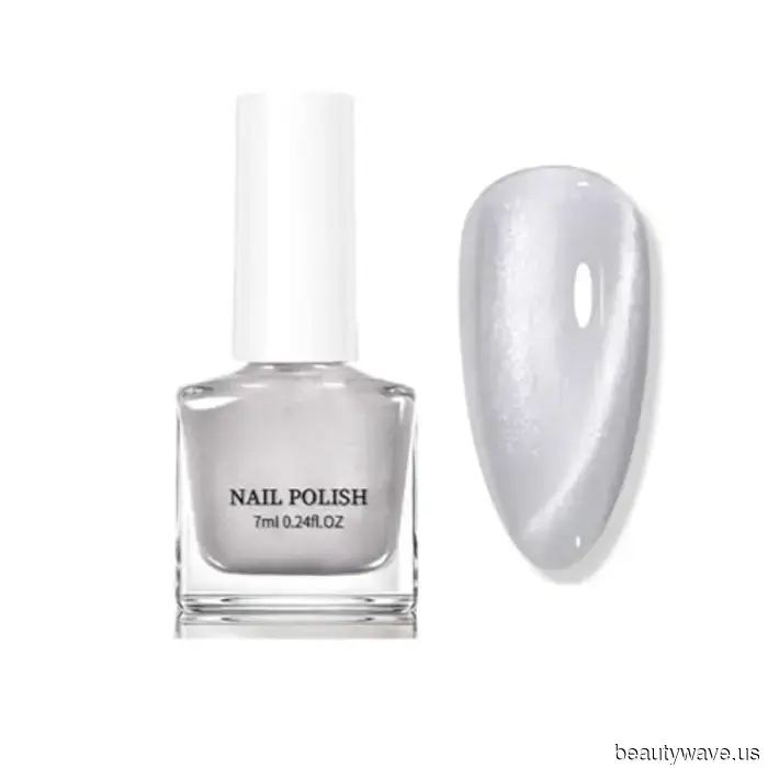 I'm a Beauty Editor with Short Nails — Here Are 7 Stylish Ways I'm Rocking Them at the Moment.