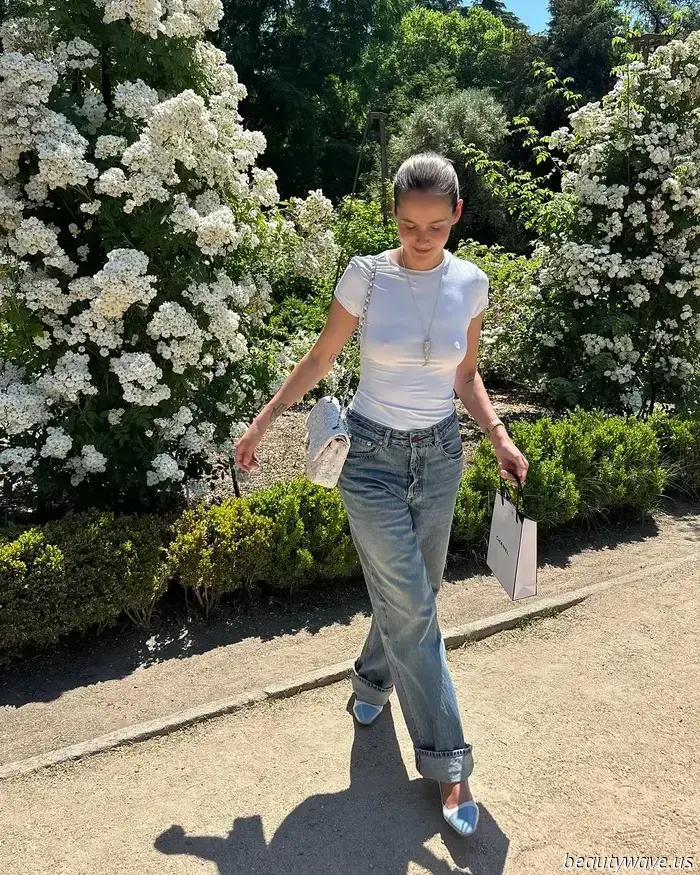 Certainly, the Cali Summer Uniform for 2025 features this classic denim trend.
