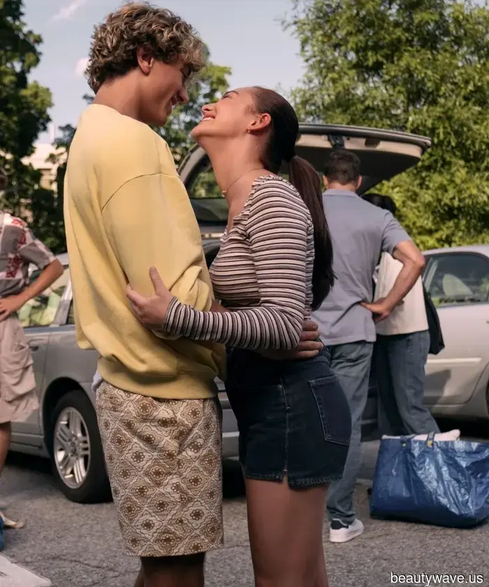 Ho rintracciato i pezzi per ogni outfit di The Summer I Turned Pretty così posso apparire altrettanto alla moda.