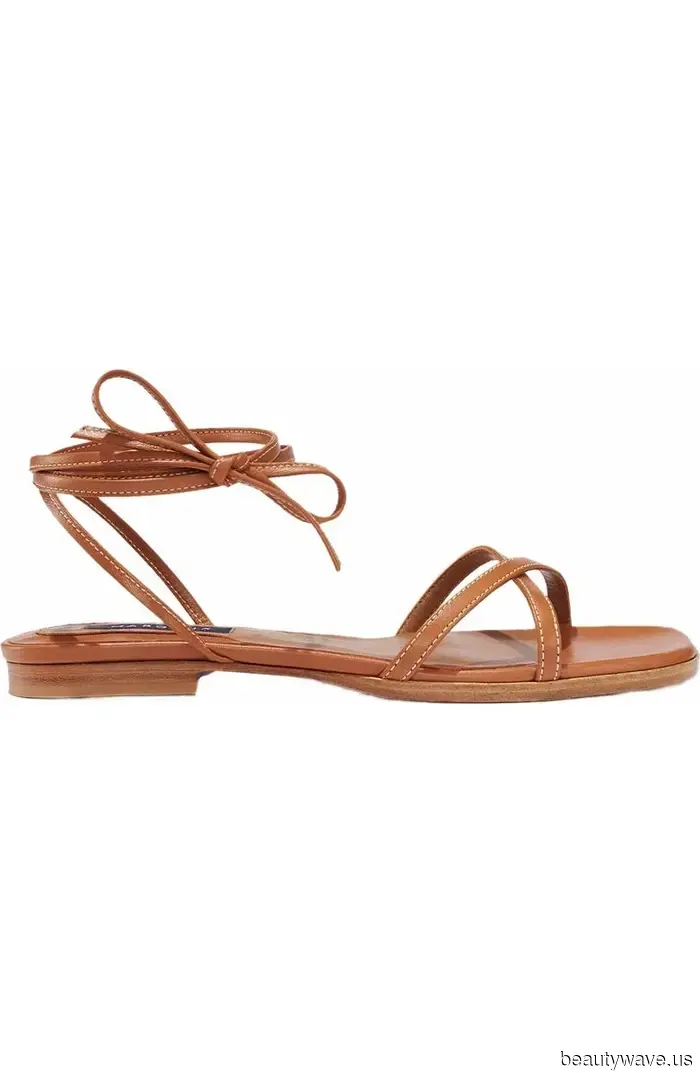 Black sandals are great, but in NYC, it’s common knowledge that this shoe color pairs more stylishly with white pants.