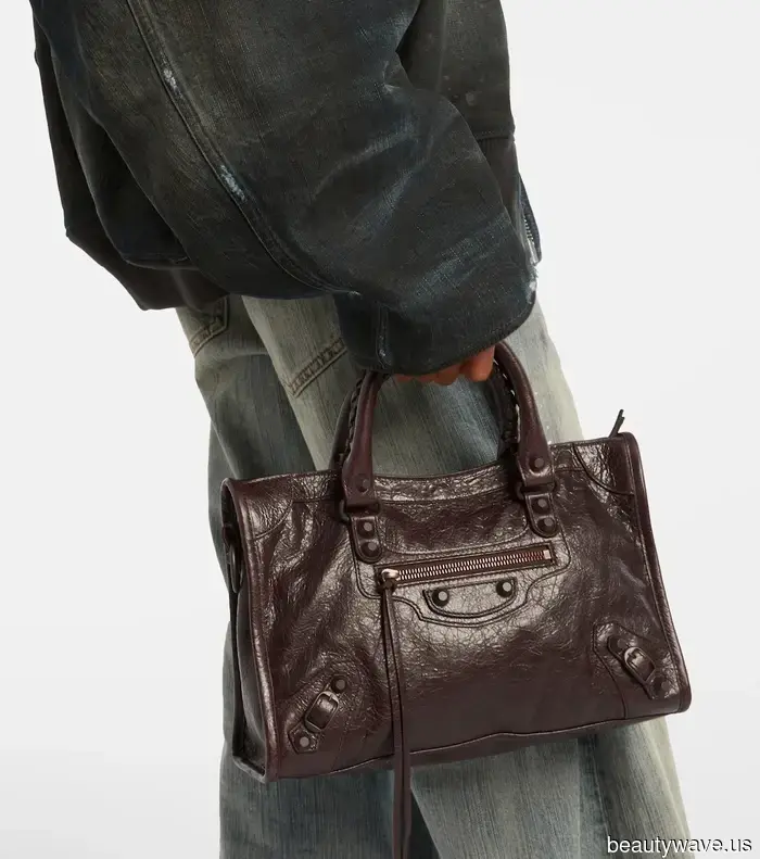 Если вы собираетесь носить леггинсы осенью 2025 года, вот 7 невероятно стильных нарядов, которые стоит скопировать