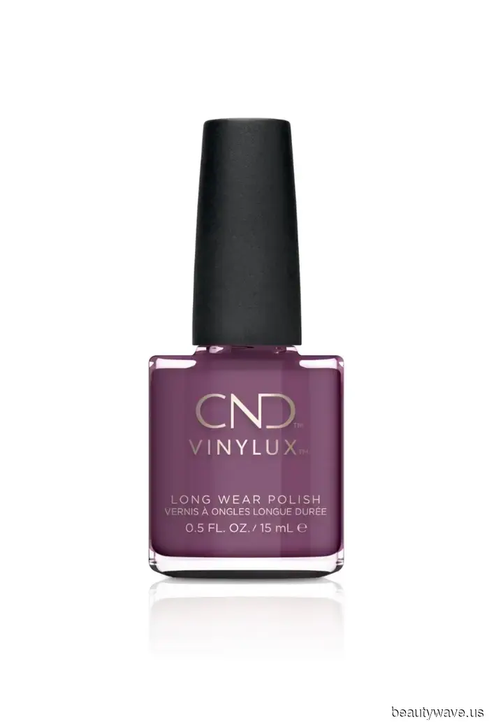 The Opera Aesthetic Will Be Trendy for 2026—20 Beauty Must-Haves That Bring to Mind Bright Stages and Plush Velvet Seats