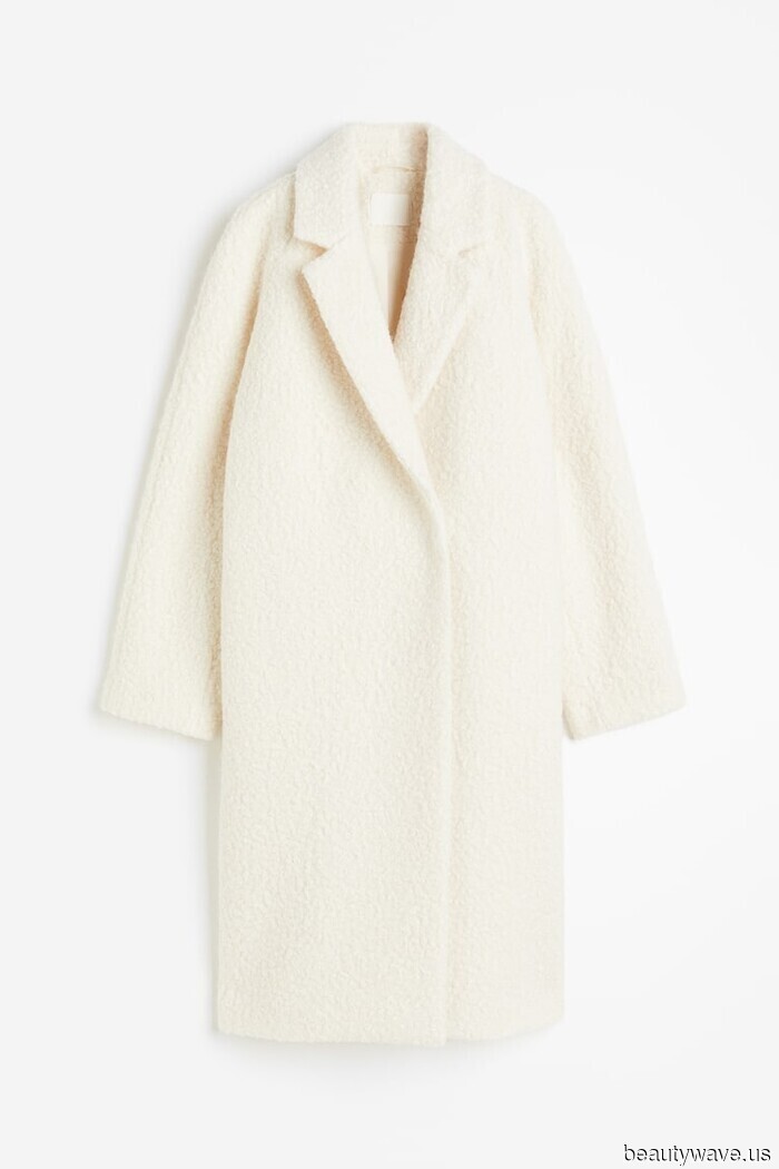 Apologies, Navy, Black, and Brown—this coat color trend appears significantly more luxurious than any of you together.