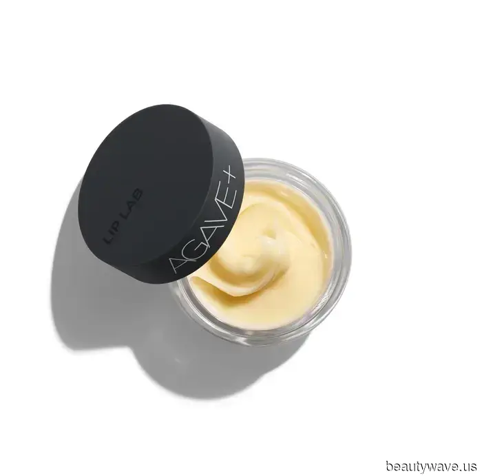 Last month, seven strangers complimented me at airports—here are 30 style and beauty products I credit for it.