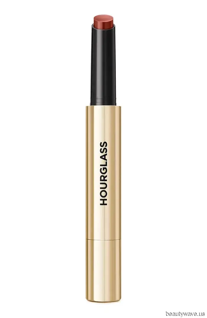 Hourglass's Newest Foundation Is a Marvel—I've Never Seen My Skin Look This Flawless.