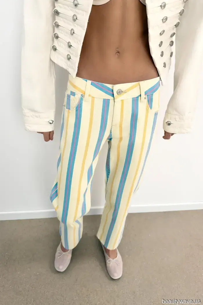 From the LES to Silver Lake, Gen Z It Girls Are Embracing These 7 Summer Micro-Trends.