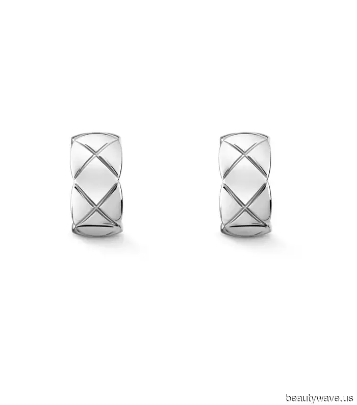 Gracie Abrams Is the Latest Muse for Chanel's Coco Crush Collection—Check Out a Sneak Peek of the Beautiful Campaign.